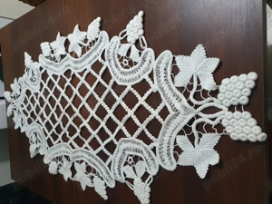 Vinzare fete de masa din macrame lucrate manual