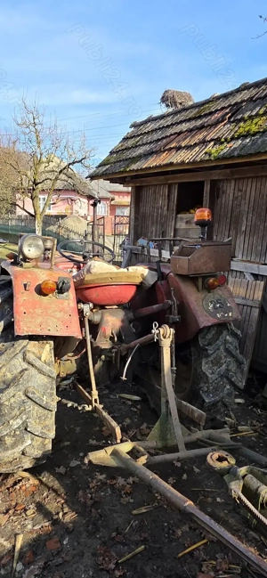 Vând tractor Marca Mc. Cormick