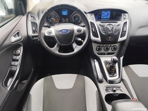 Ford Focus 2012-1.6 benzină clasic - Euro 5, Ediție Champions League - imagine 5