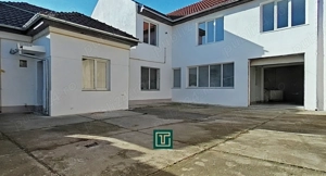 Clădire cu 10 camere de vânzare în Arad, cartierul Aradul Nou   ideală pentru investiție sau afacere