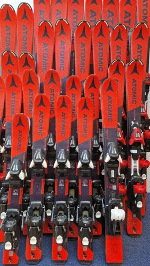 Schiuri Sector 1 schi copii adulti clapari ski bete