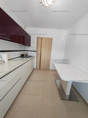  Apartament 2 camere decomandat - complet mobilat si utilat - etaj 1 - 113.000 euro - imagine 4