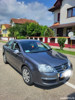Volkswagen Jetta 1.6 Fsi