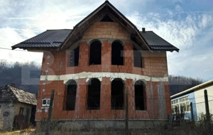 VAND CASA SI TEREN IN ARCALIA, CU TOATE UTILITATILE SI 19 ARI DE TEREN  - imagine 4