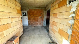 VAND CASA SI TEREN IN ARCALIA, CU TOATE UTILITATILE SI 19 ARI DE TEREN  - imagine 10