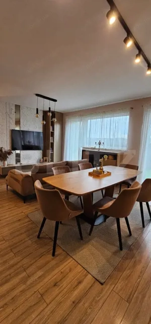 Apartament tip Penthouse - 3 camere | Terasă 59 mp | Două parcări | Finisaje Lux