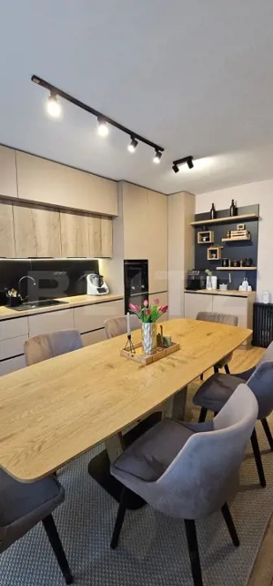 Apartament tip Penthouse - 3 camere | Terasă 59 mp | Două parcări | Finisaje Lux - imagine 5