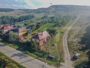 Proprietate traditionala cu 2040 mp teren - imagine 4