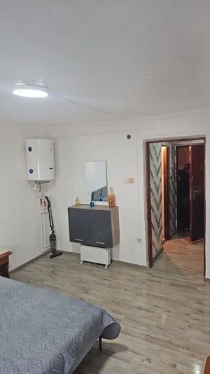 Propietar vând garsoniera în Năvodari str.Cabanei etaj 1