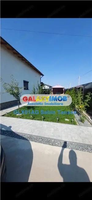 de vanzare vila P+E finisata 180 mp utili GEAMANA -BRADU - imagine 4