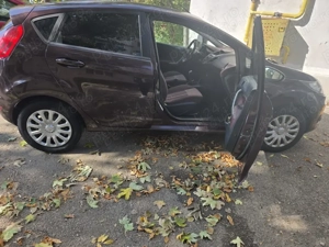 Ford fiesta 1.4 gpl - imagine 5