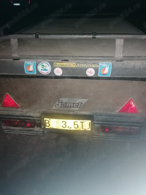 Vând remorcă, cu schelet pentru cort, stare perfectă 