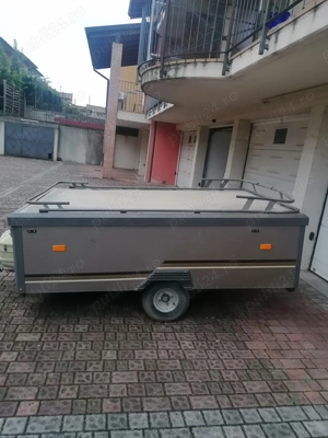 Vând remorcă, cu schelet pentru cort, stare perfectă  - imagine 2