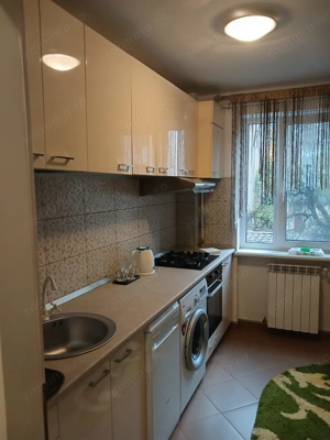 2 cam etaj 1 centrala proprie Piata Victoriei