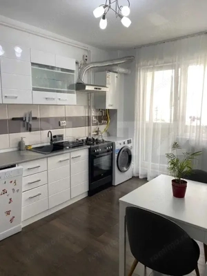 Apartament de 2 camere, 42 mp, utilat și mobilat, în zona Avram Iancu