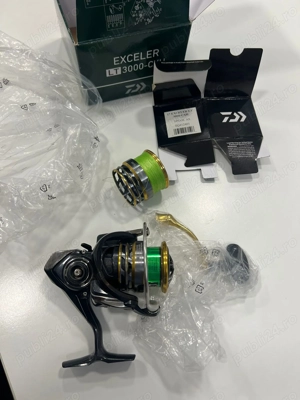 Daiwa Exceler 3000 CXH + tambur rezerva original