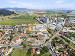 Codlea, Depozite si teren 1,7Ha, 5600mp cladiri, D 155ml la DJ112A, acces E60 - imagine 6