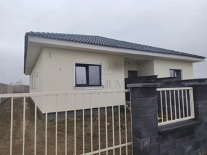 Duplex pe plan - zona linistita