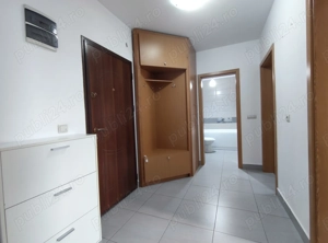 Zona Tractorul, apartament decomandat 2 camere si parcare, disponibil imediat. - imagine 5