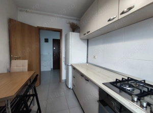 Zona Tractorul, apartament decomandat 2 camere si parcare, disponibil imediat. - imagine 7