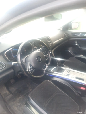 Renault Megane 4,an 2018 - imagine 3