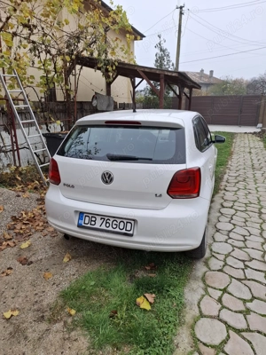 Vând volkswagen polo 2011 automată DSG - imagine 3