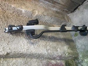 Suport pentru transport bicicletă montaj pe bari transversale tip Thule  - imagine 2