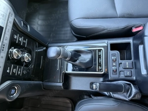 Toyota Land Cruiser Luxury AVS Black Edition - imagine 8