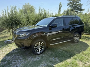 Toyota Land Cruiser Luxury AVS Black Edition - imagine 4