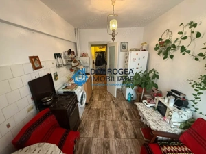 PACII- 3 CAMERE DECOMANDAT, ETAJ 1. - imagine 7