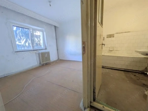 Str Carpati - Piata Sud, Apartament 3 camere, etaj 2/4, bucatarie mare - imagine 9