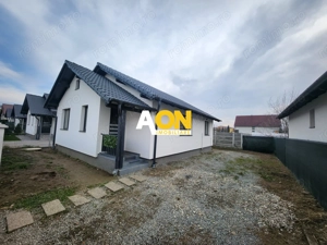 De inchiriat casa noua, complet mobilata, Ampoi