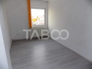 Spatiu pentru birouri de inchiriat cu utilitati incluse in Strand  - imagine 5