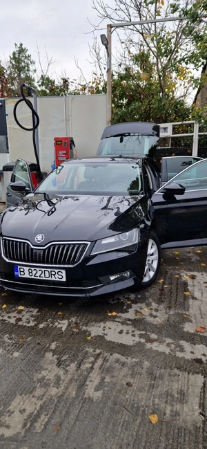 Skoda Superb 1.5. 2018 full option, plafon panoramic, 218000. 14000 euro   