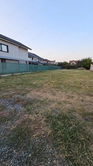 vand TEREN 640mp la asfalt, zona Mures- Rembrandt