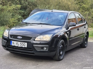 Ford focus hatchbeak 1.8 benzina nr rosi valabile