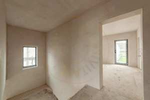 Casă cu 4 camere în Micești la 10 min de Pitesti si 5 min de Mioveni-Arges! - imagine 3