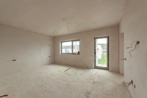 Casă cu 4 camere în Micești la 10 min de Pitesti si 5 min de Mioveni-Arges! - imagine 12