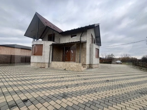 Casă de vânzare Strada Slătiniței -unirea - - imagine 12