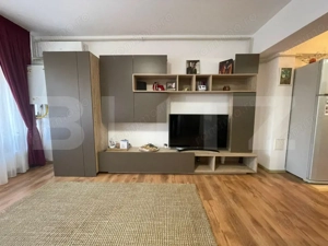 Apartament cu 3 camere,terasa si loc de parcare Zona Bradet