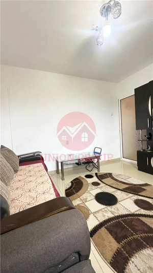 Garsoniera Complet Mobilata si Utilata, Etaj 1, zona Palas - imagine 9