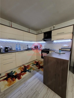 Casa Superba cu Teren de 543 mp, Lazu - imagine 4