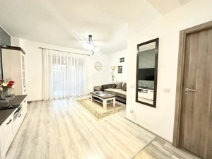 Triplex modern, 3 camere, 80 mp utili, mobilat - Sanandrei - imagine 5