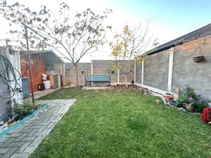 Triplex modern, 3 camere, 80 mp utili, mobilat - Sanandrei - imagine 14