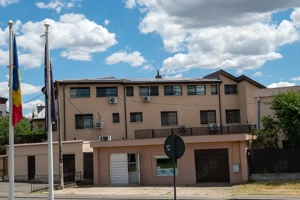 VILA P+2 cu piscina, 22 camere si consum ZERO, zona Baneasa - ROMATSA - imagine 2