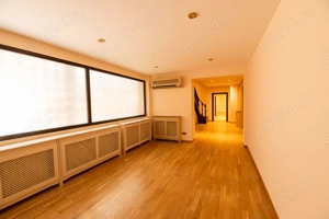 VILA P+2 cu piscina, 22 camere si consum ZERO, zona Baneasa - ROMATSA - imagine 6