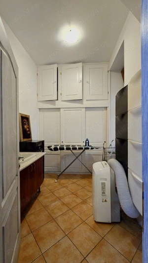 Proprietar, vand apartament central cu loc parcare in curtea interioara - imagine 4