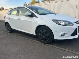 Ford Focus-2012-1.6 benzina clasic-Impecabila