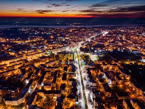 Slatina central, inchiriere imobil pt clinica, birou, banca, show room, fitness - imagine 12