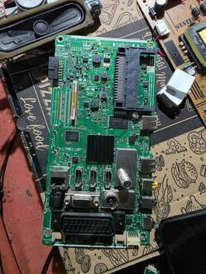 Dezmembrez tv JVC lt-32vh52k - imagine 3